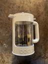 Bodum white.  Cold Brew Press and Iced Coffee Maker  51 Ounce  White