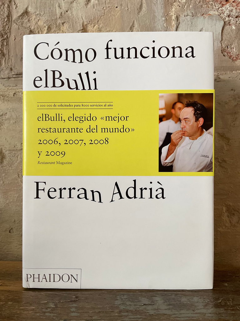 Cómo Funciona ElBulli (a Day at ElBulli) (Spanish Edition)