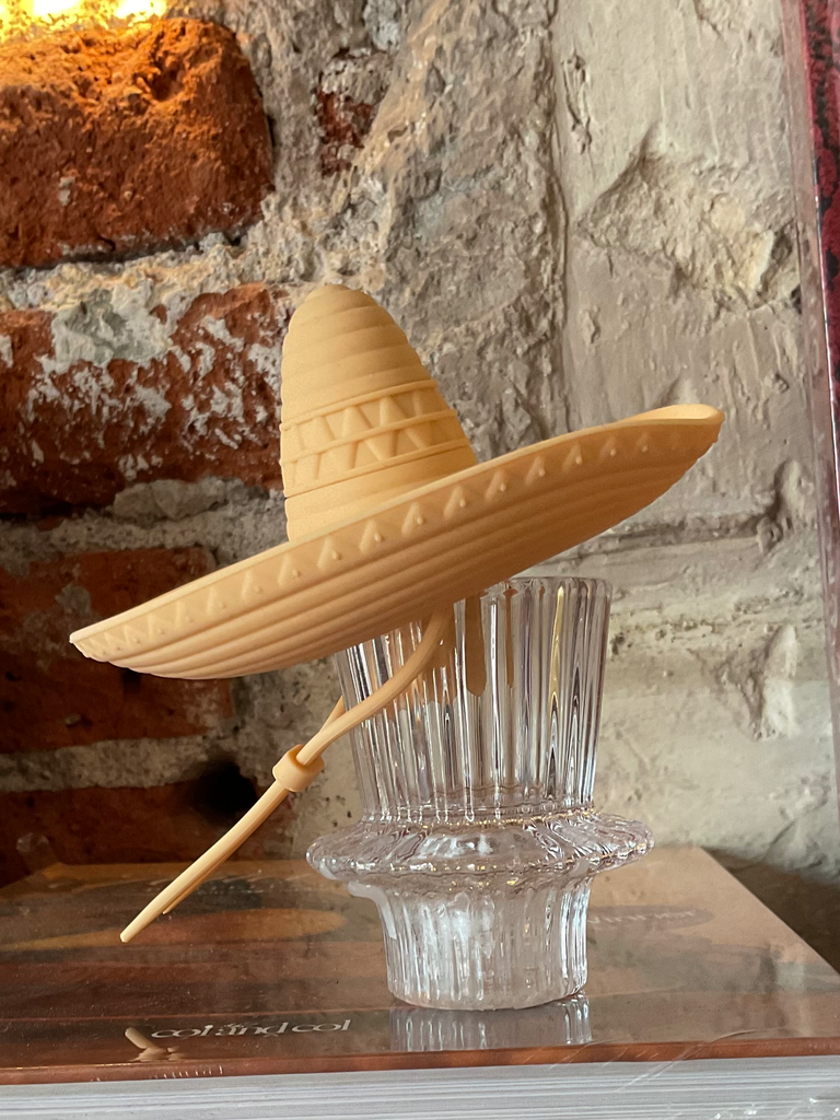 Tapón de botella. Sombrero 