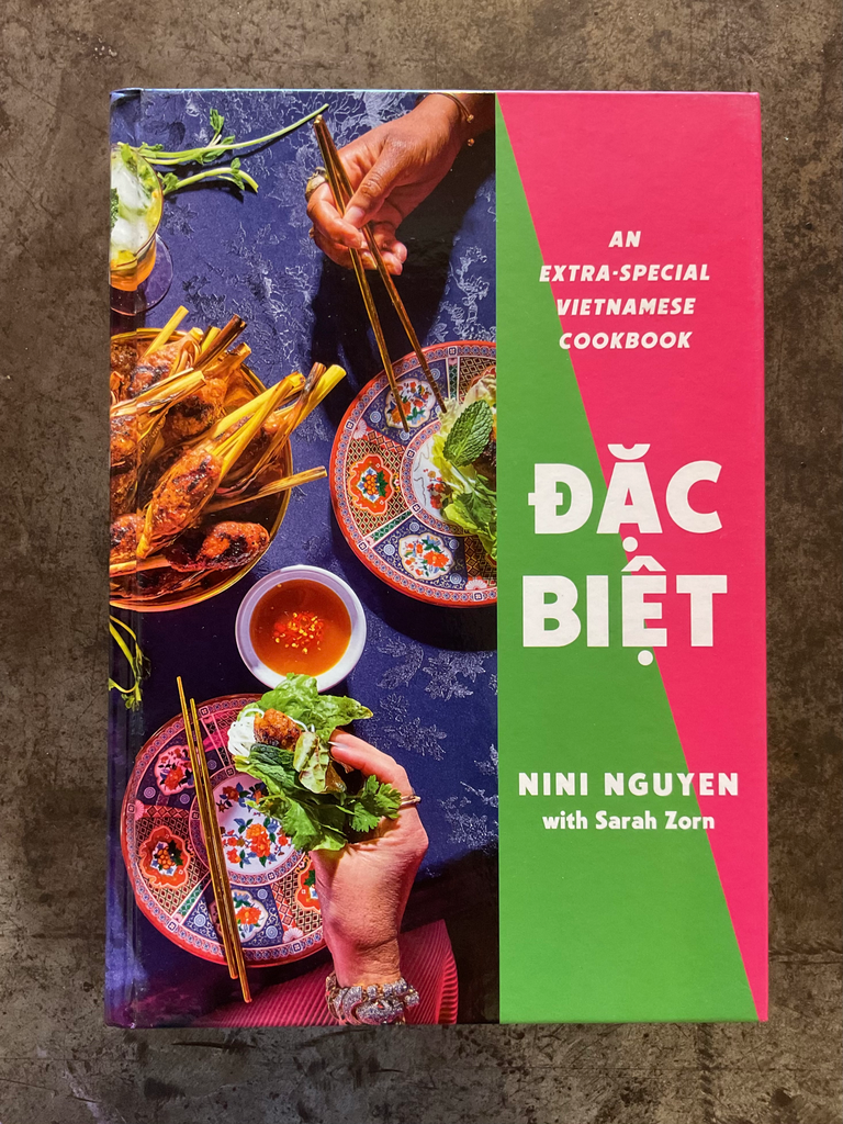 Dac Biet. An extra special Vietnamese cookbook 