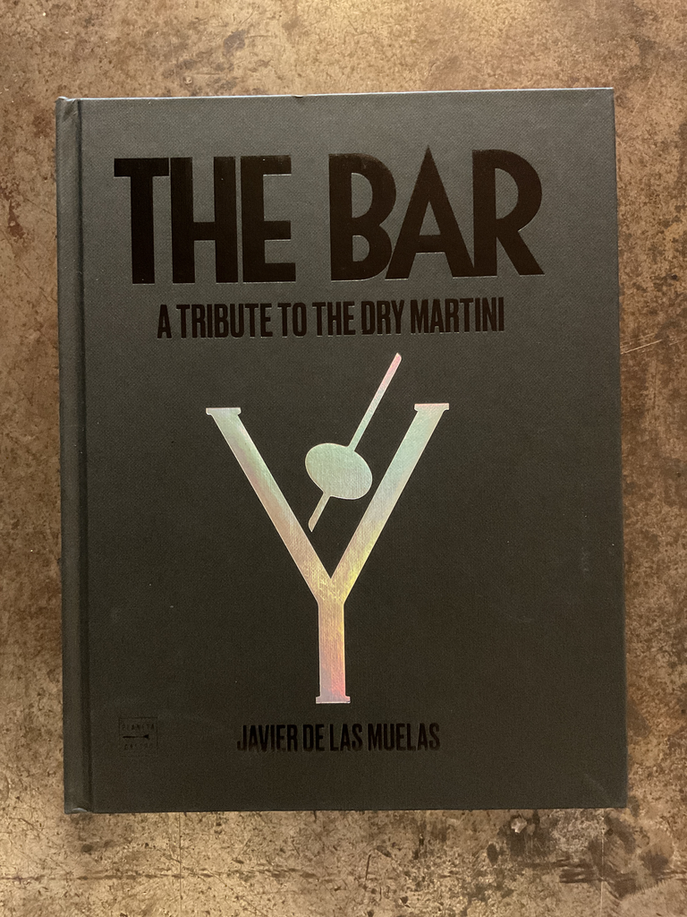 The Bar, a attribute to the dry martini