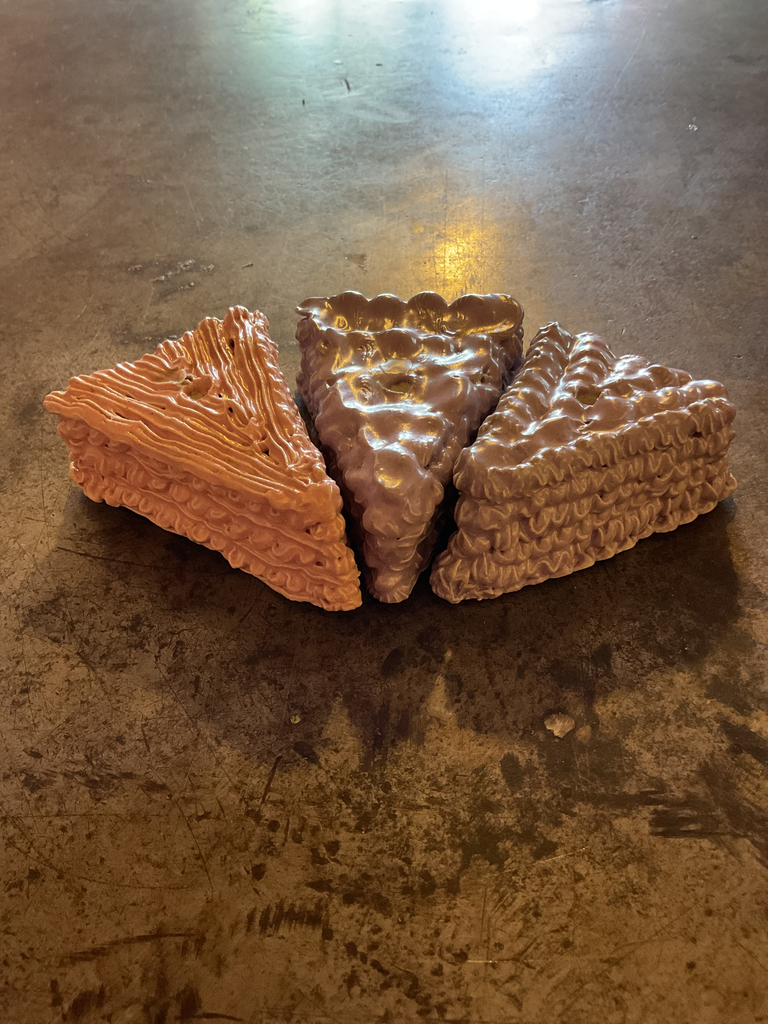 Pasteles de cerámica de alta temperatura con velas. Yessica Díaz.